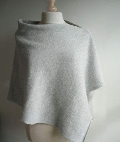 Lambswool Poncho Palest Grey
